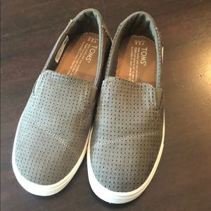 NWOT Toms Kids Slip-Ons